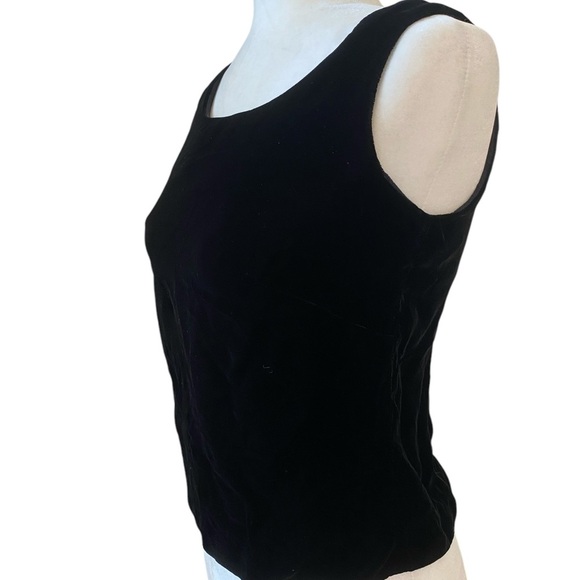 Vintage Womens 1960s Black Velvet Sleeveless Top - Picture 2 of 7